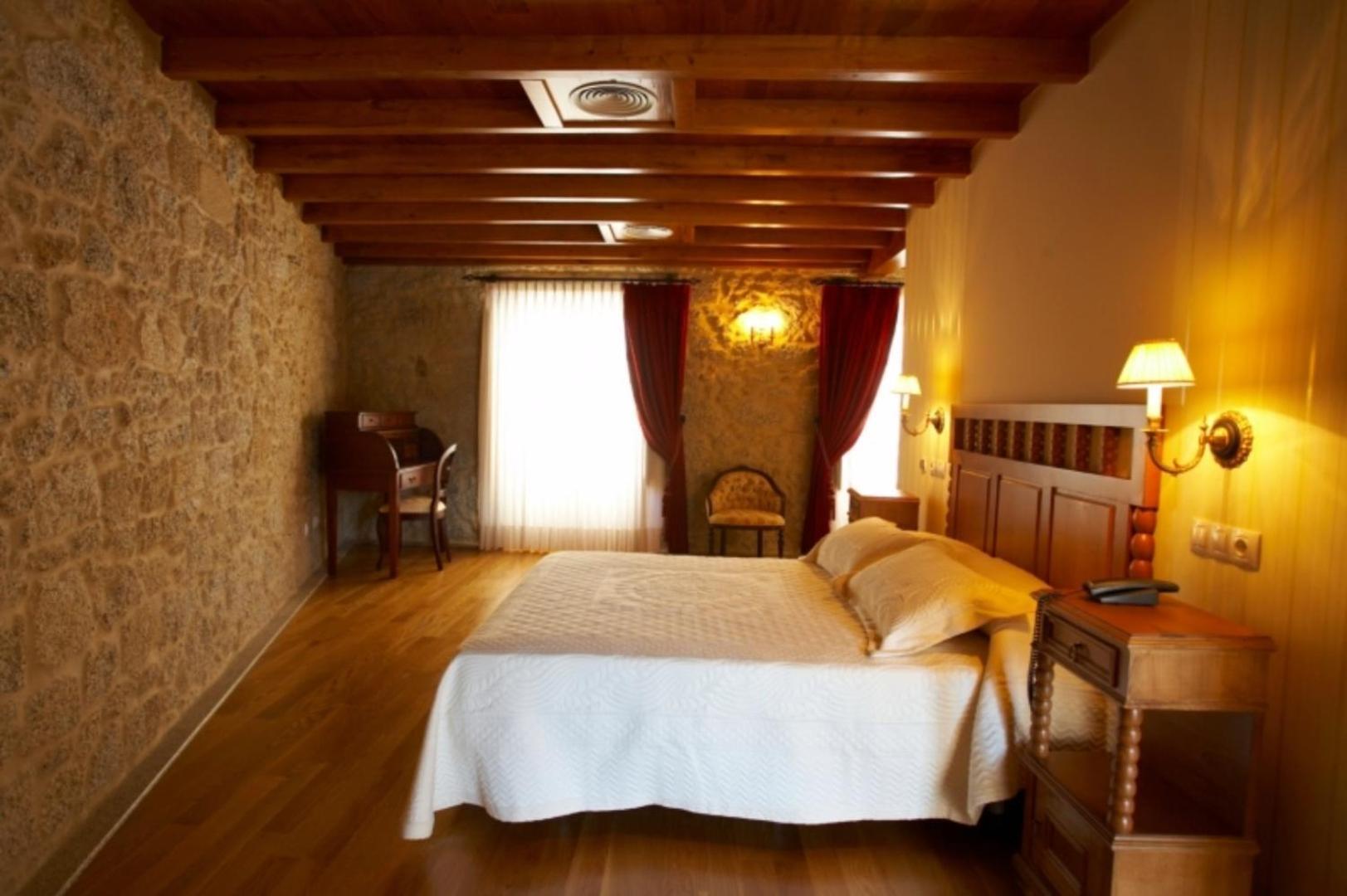 Hotel Vila Do Val O Valadouro Ngoại thất bức ảnh